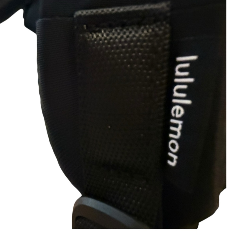 lululemon athletica New Crew Men's Backpack - NWT - Picture 10 of 15